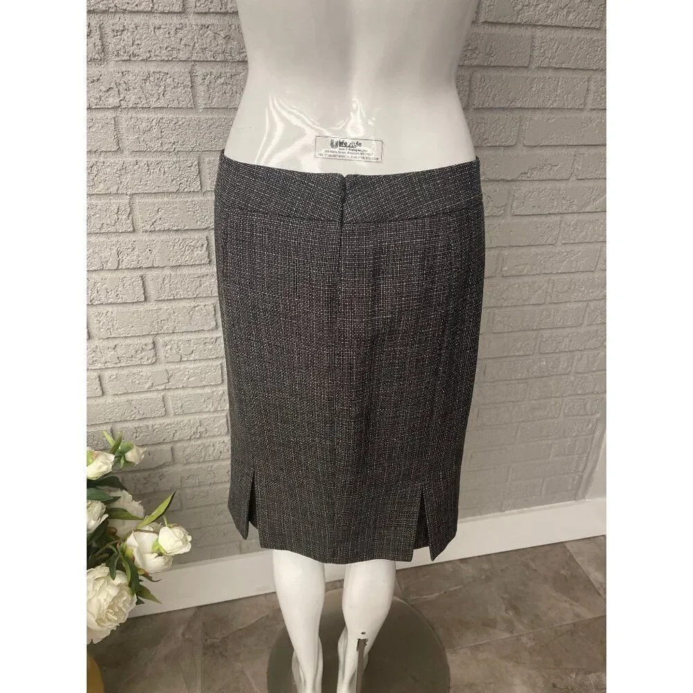 Le Suit Petite Women Gray Professional 2 Pcs Skirt Suit Set Size 6P